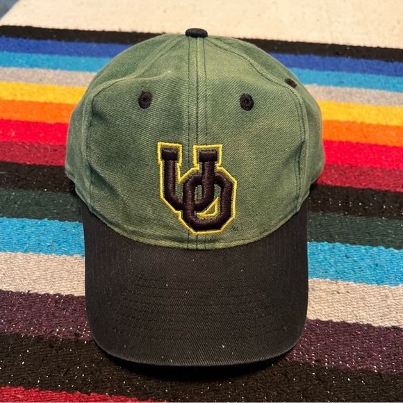 Vintage Oregon ducks Adjustable Hat interlocking UO hand washed - Picture 1 of 16